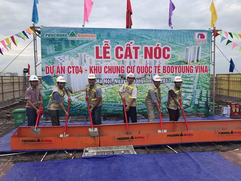 Đại diện nhà thầu hoàn tất công việc cuối cùng